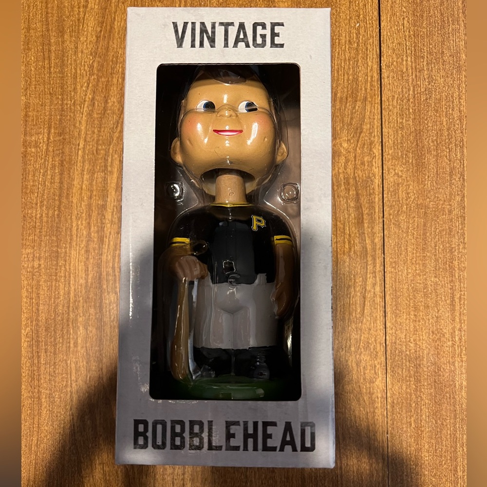 Bobble head